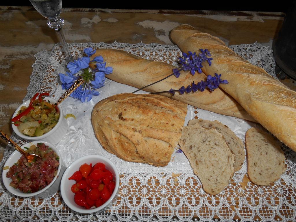 La Petite France Hotel โนวา เปโตรโปลิส ภายนอก รูปภาพ